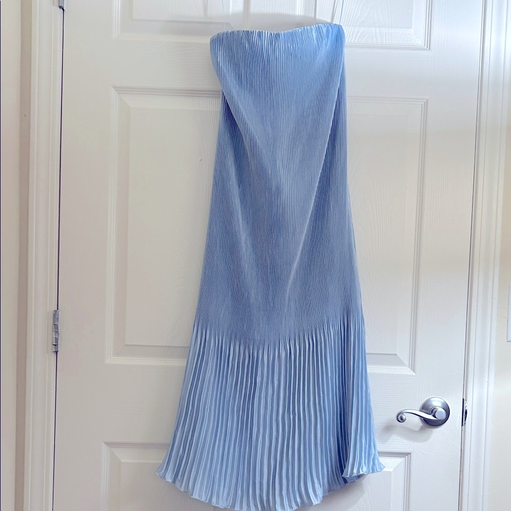 A&F Giselle Pleated Strapless Midi Dress
